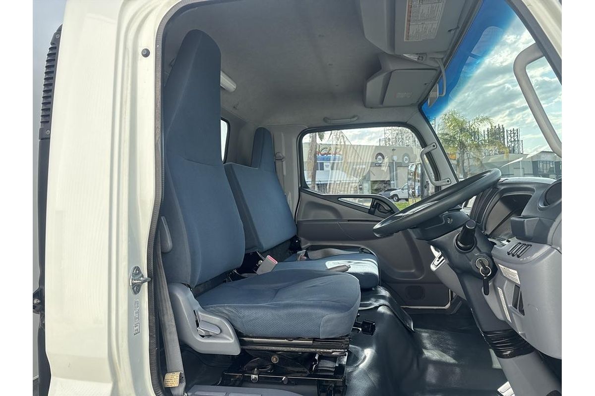 2014 Fuso Canter 515 MWB