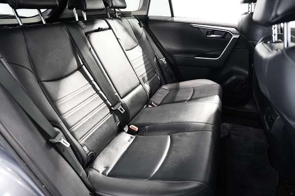 2021 Toyota RAV4 Cruiser AXAH52R