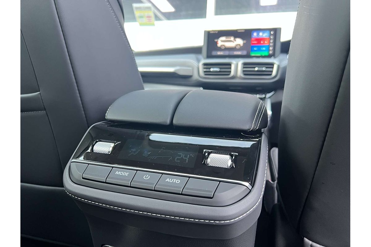 2025 LDV D90 Executive SV9A