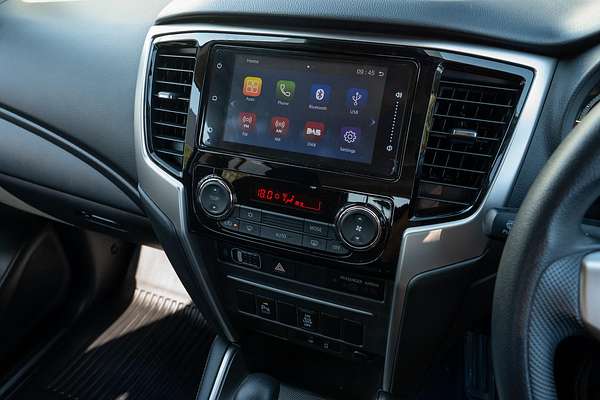 2023 Mitsubishi Triton GLX+ MR 4X4