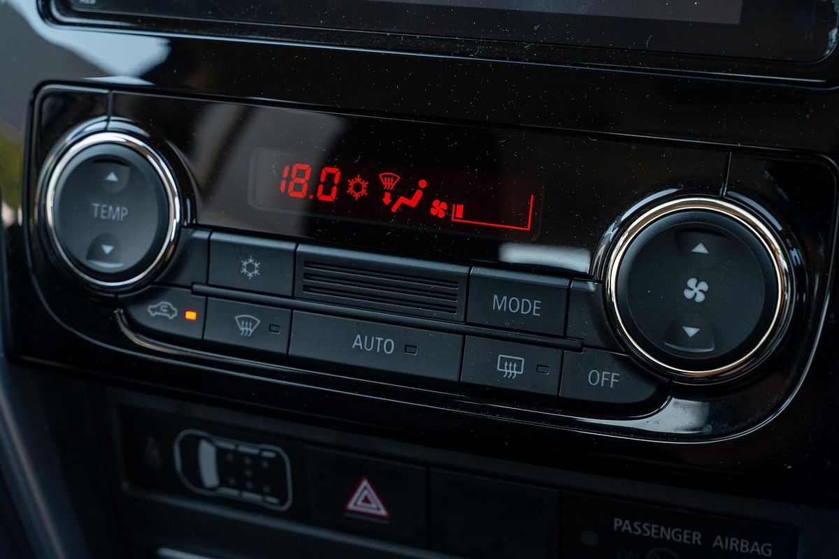 2023 Mitsubishi Triton GLX+ MR 4X4