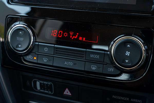 2023 Mitsubishi Triton GLX+ MR 4X4