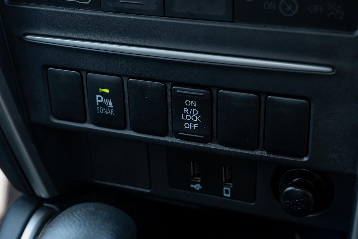 2023 Mitsubishi Triton GLX+ MR 4X4