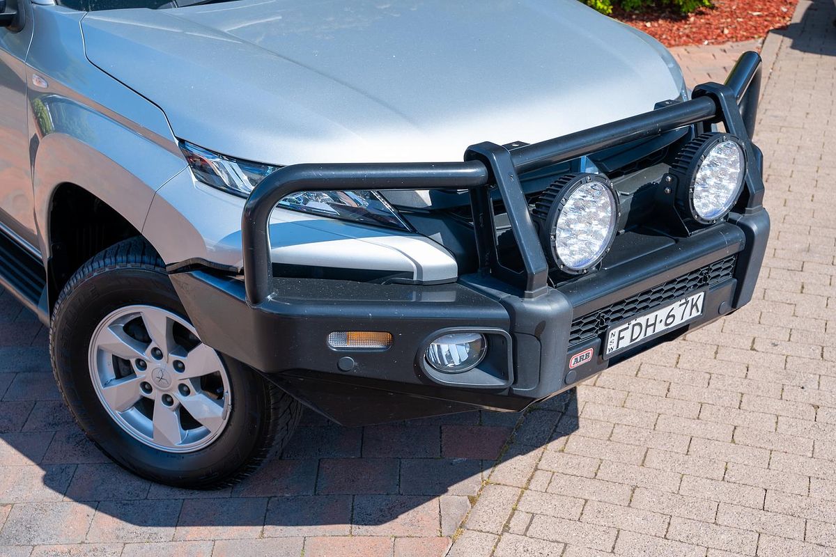 2023 Mitsubishi Triton GLX+ MR 4X4