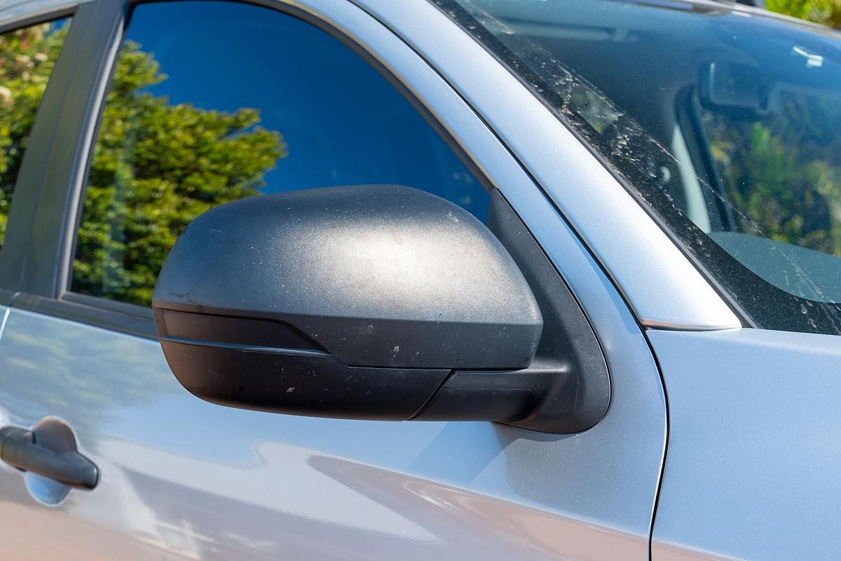 2023 Mitsubishi Triton GLX+ MR 4X4