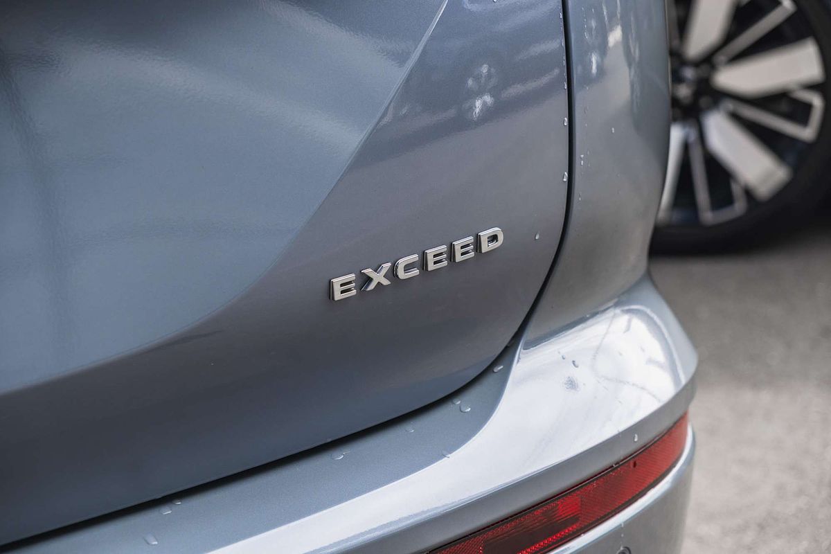 2025 Mitsubishi Outlander Exceed Tourer ZM