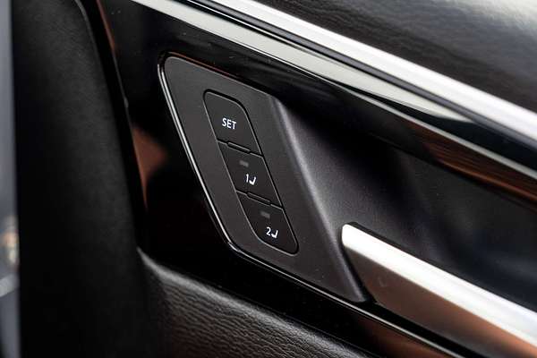 2025 Mitsubishi Outlander Exceed Tourer ZM