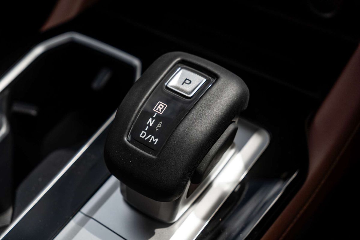 2025 Mitsubishi Outlander Exceed Tourer ZM