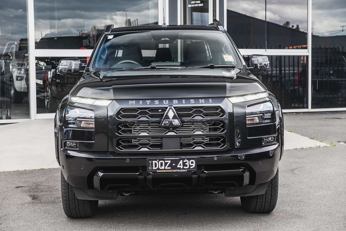 2024 Mitsubishi Triton GSR MV 4X4