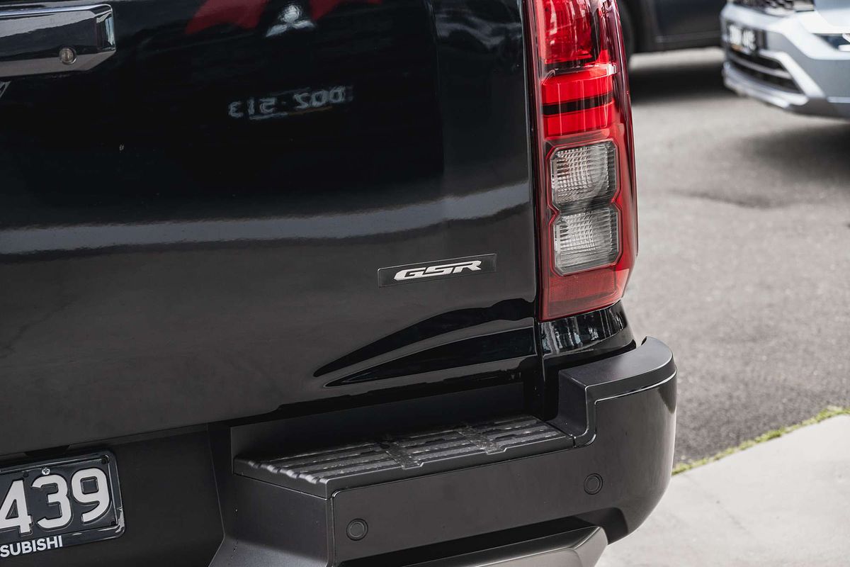 2024 Mitsubishi Triton GSR MV 4X4