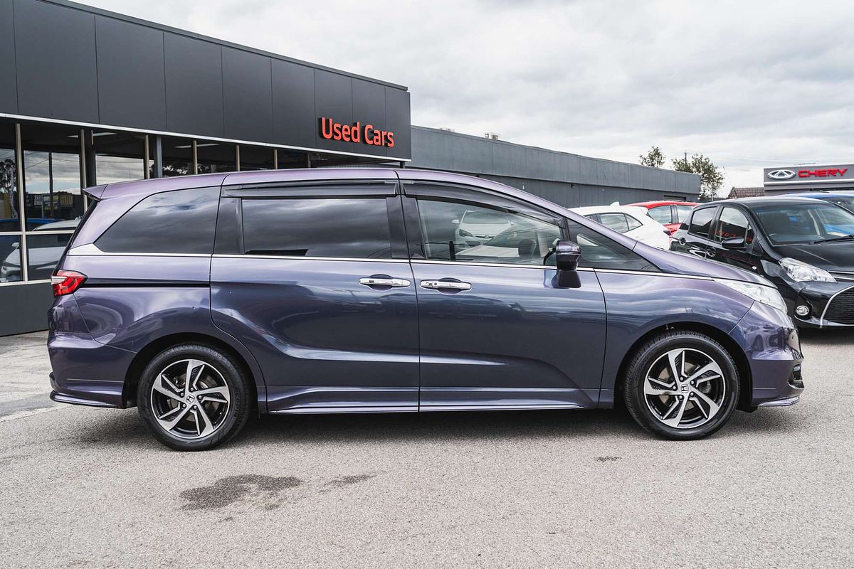 2017 Honda Odyssey VTi-L 5th Gen