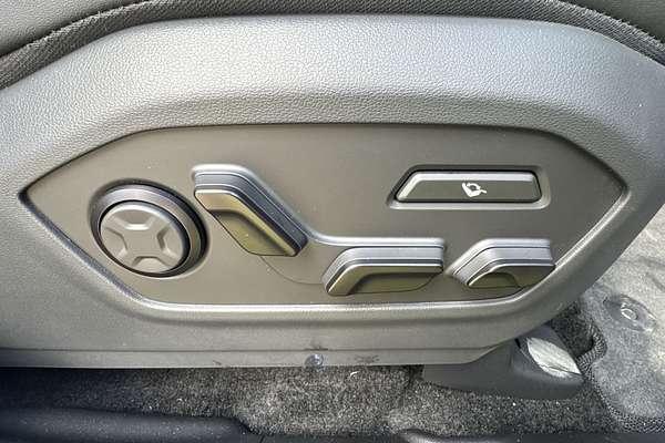 2025 Hyundai Santa Fe Hybrid Calligraphy MX5.V1