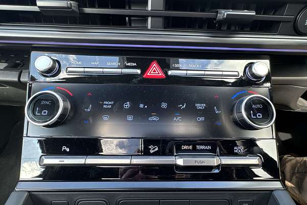 2025 Hyundai Santa Fe Hybrid Calligraphy MX5.V1