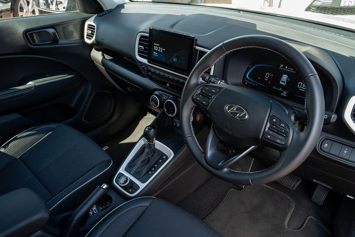 2024 Hyundai Venue Elite QX.V5