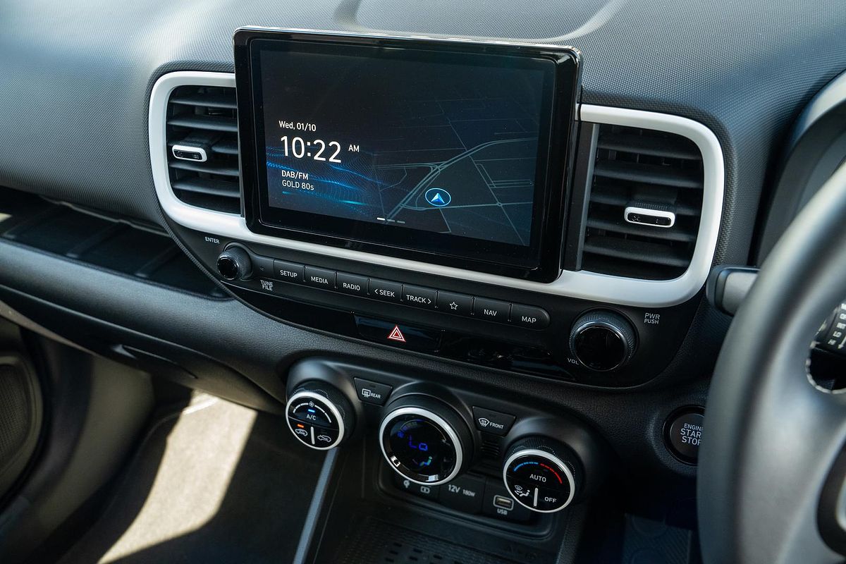 2024 Hyundai Venue Elite QX.V5