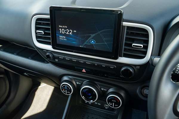 2024 Hyundai Venue Elite QX.V5