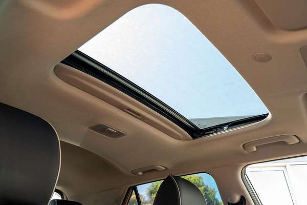 2024 Hyundai Venue Elite QX.V5