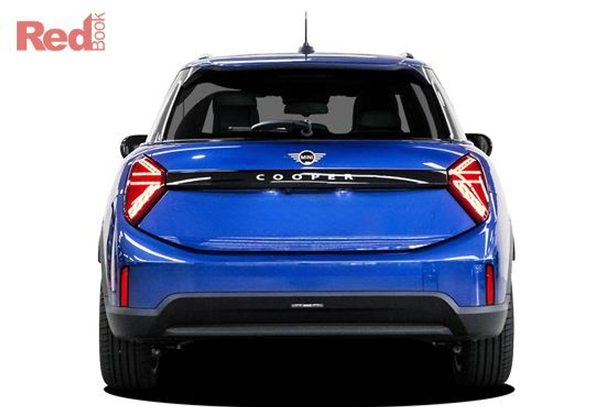 2024 MINI Cooper C Favoured F65