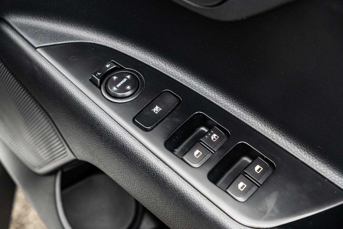 2022 Kia Stonic S YB