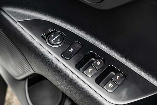 2022 Kia Stonic S YB