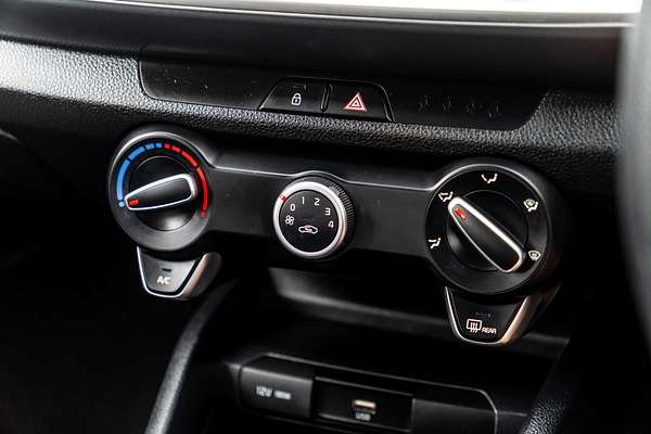 2022 Kia Stonic S YB