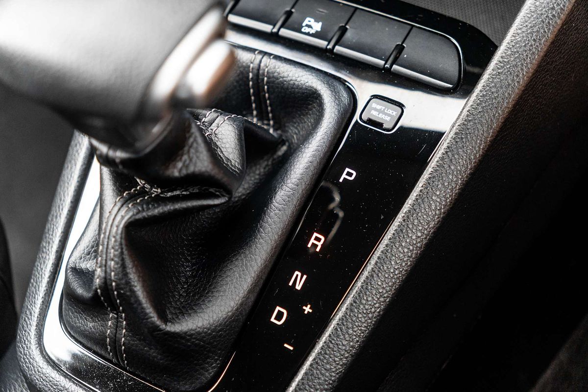 2022 Kia Stonic S YB