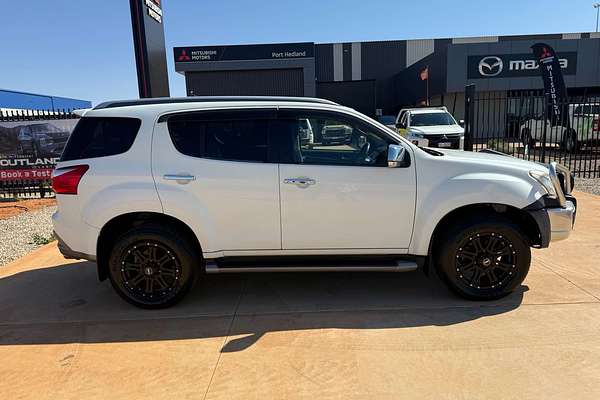 2021 Isuzu MU-X LS-T