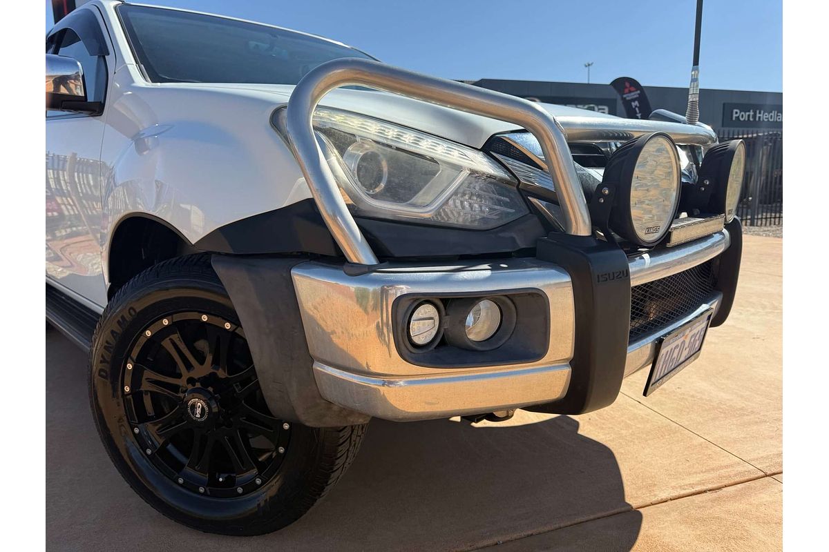 2021 Isuzu MU-X LS-T