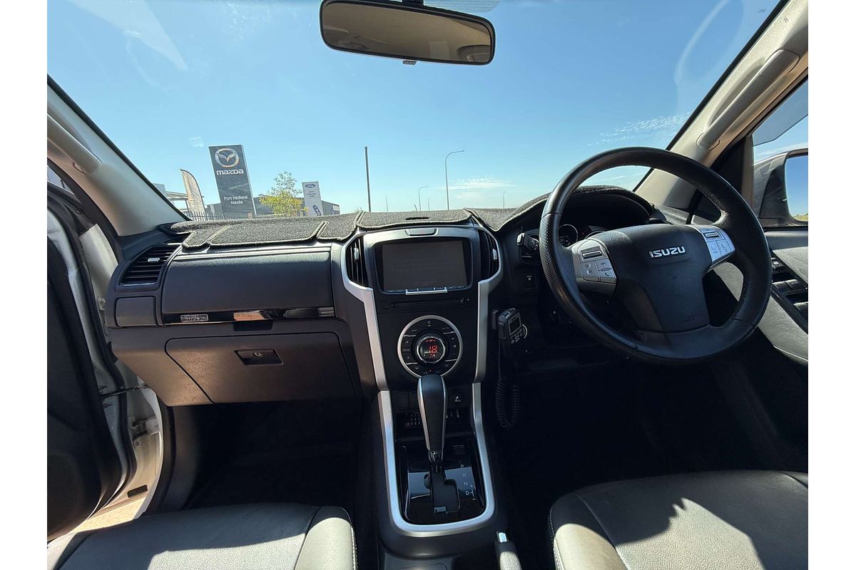 2021 Isuzu MU-X LS-T
