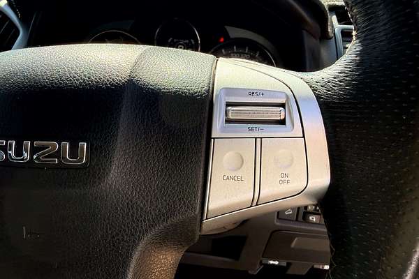 2021 Isuzu MU-X LS-T