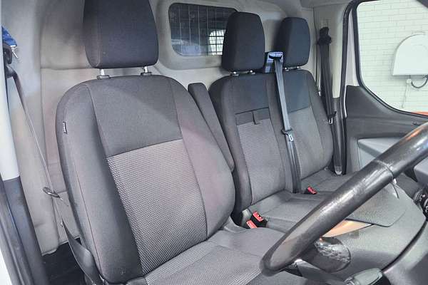2017 Ford Transit Custom 290S VN SWB Low Roof