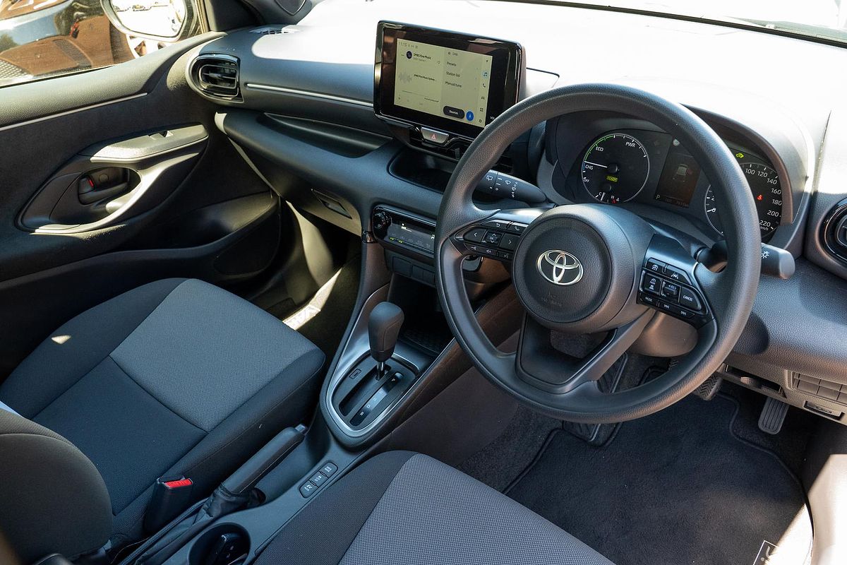 2024 Toyota Yaris Ascent Sport Hybrid MXPH10R