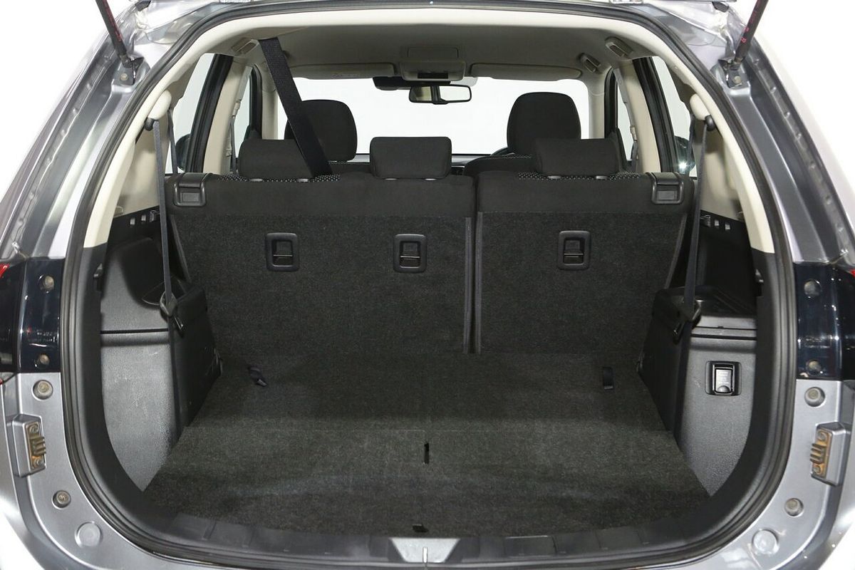 2021 Mitsubishi Outlander ES ZL