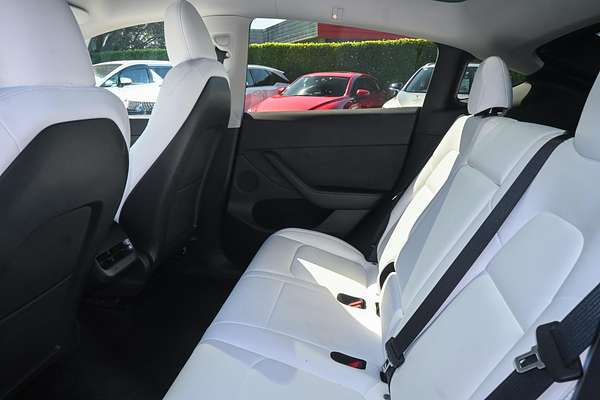 2023 Tesla Model Y Rear-Wheel Drive