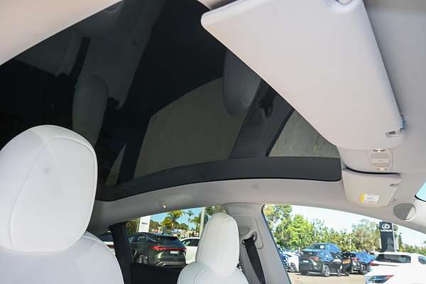 2023 Tesla Model Y Rear-Wheel Drive