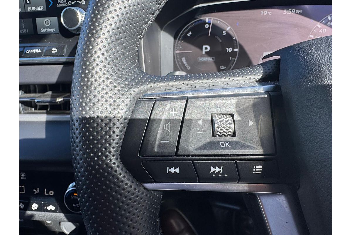 2024 Mitsubishi Outlander PHEV Exceed ZM