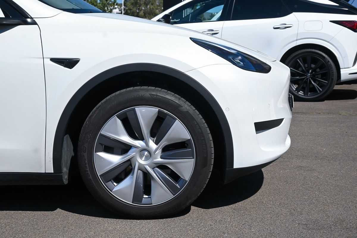 2023 Tesla Model Y Rear-Wheel Drive