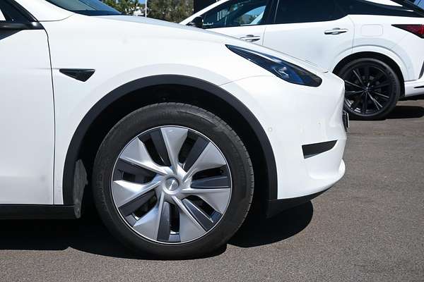 2023 Tesla Model Y Rear-Wheel Drive