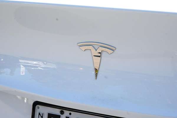 2023 Tesla Model Y Rear-Wheel Drive