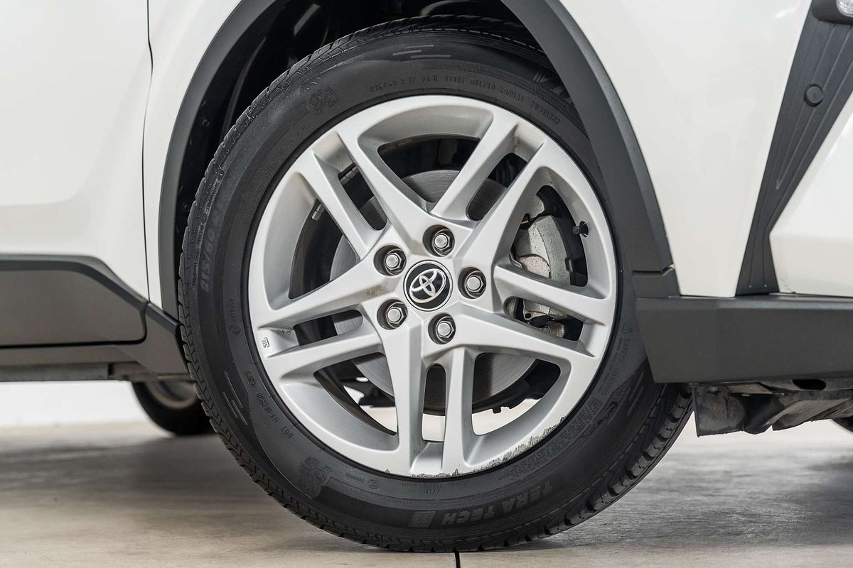 2020 Toyota C-HR NGX10R