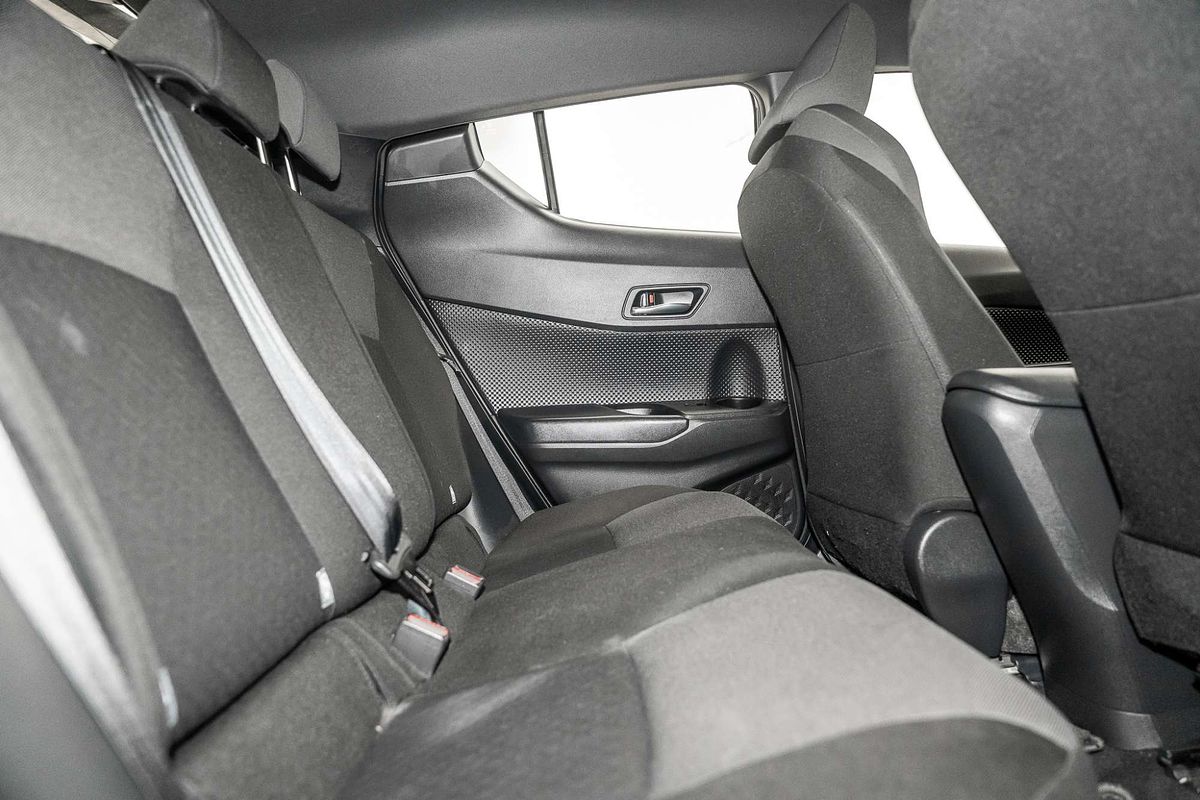 2020 Toyota C-HR NGX10R