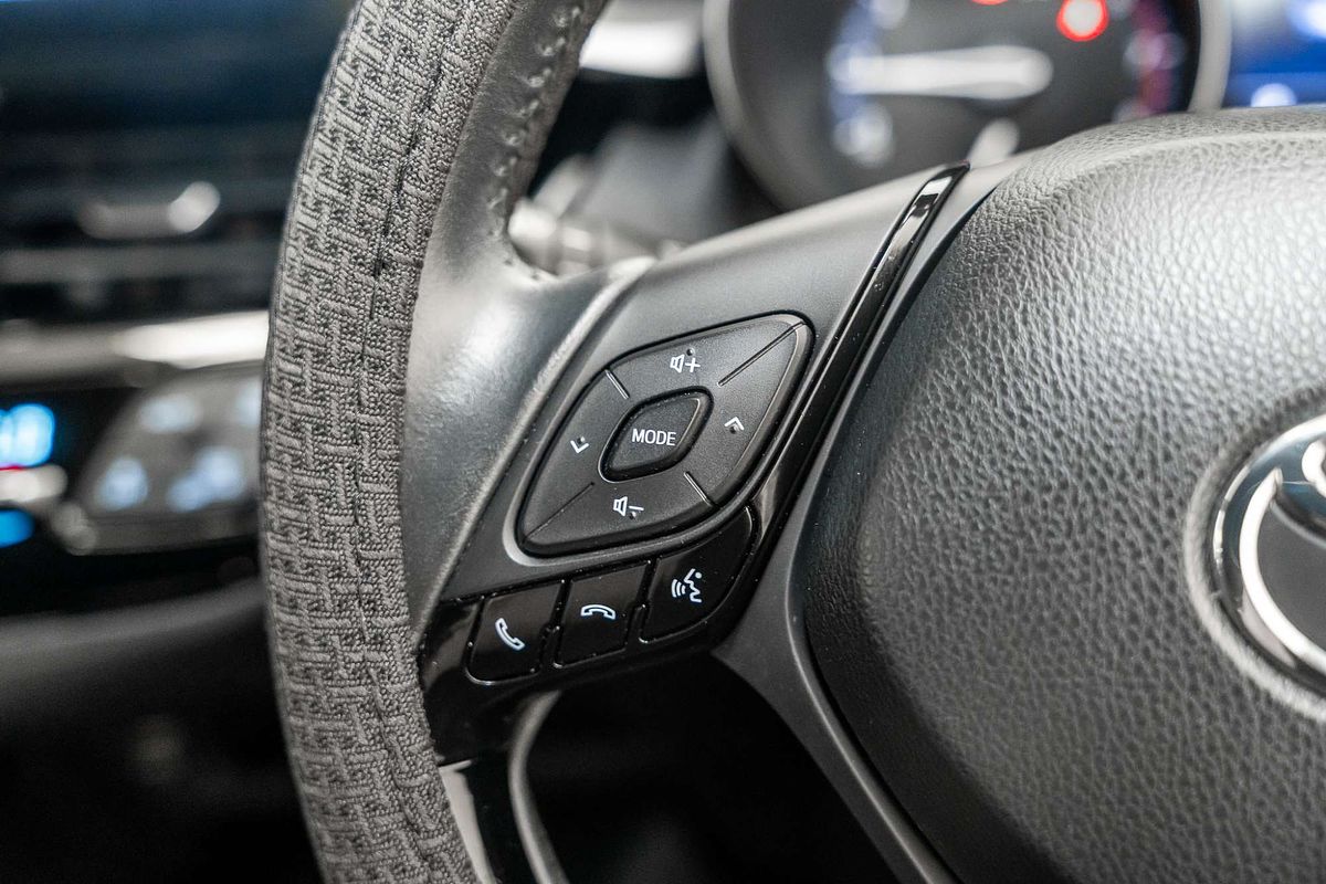 2020 Toyota C-HR NGX10R