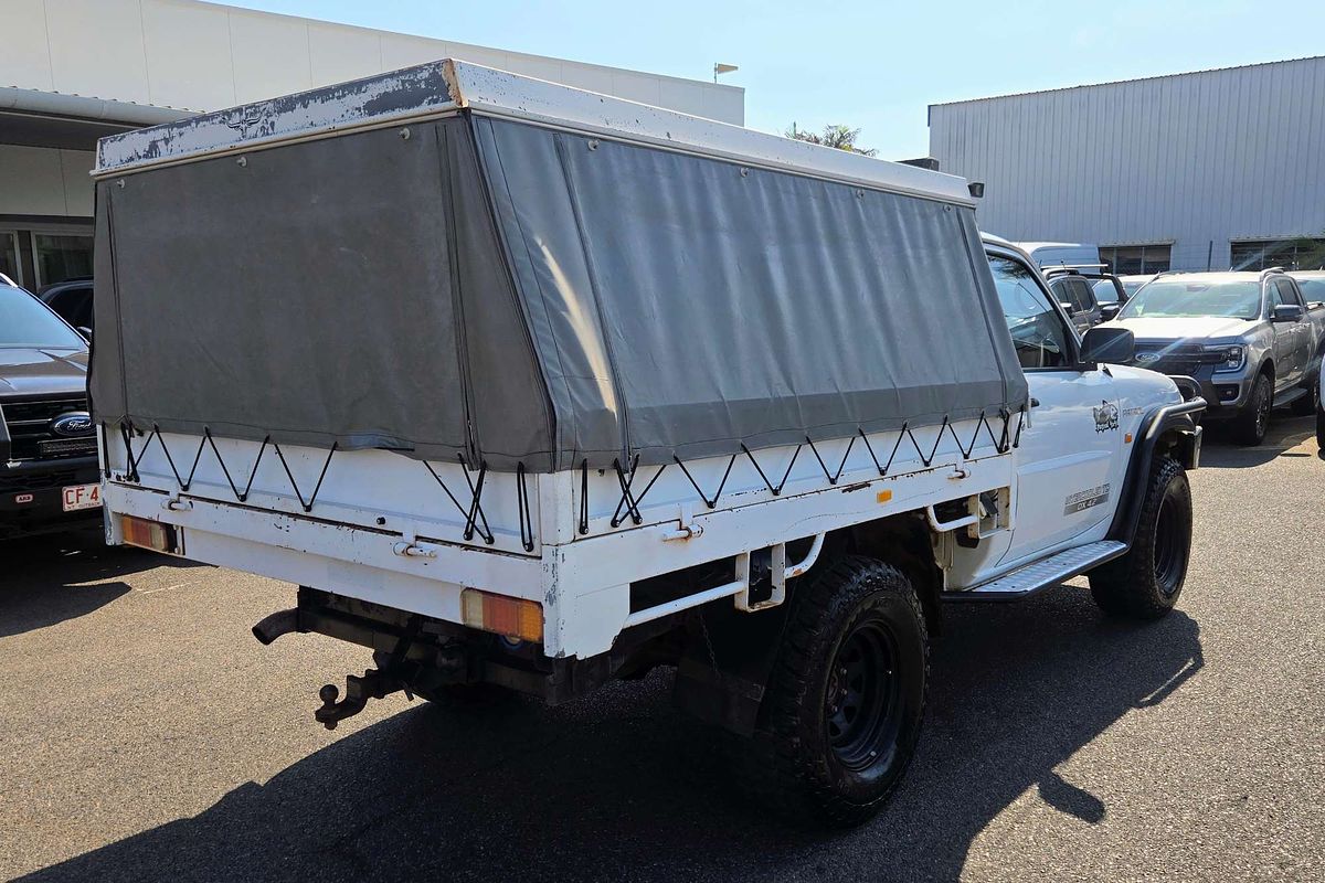 2006 Nissan Patrol DX GU II 4X4
