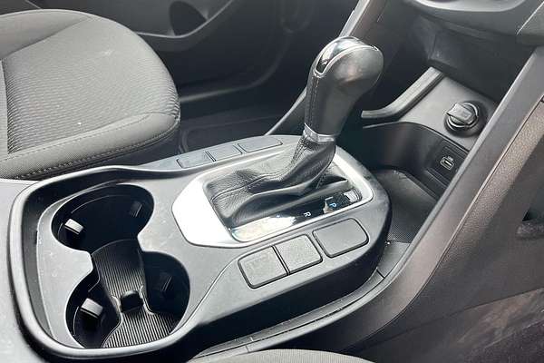 2017 Hyundai Santa Fe Active DM3 Series II