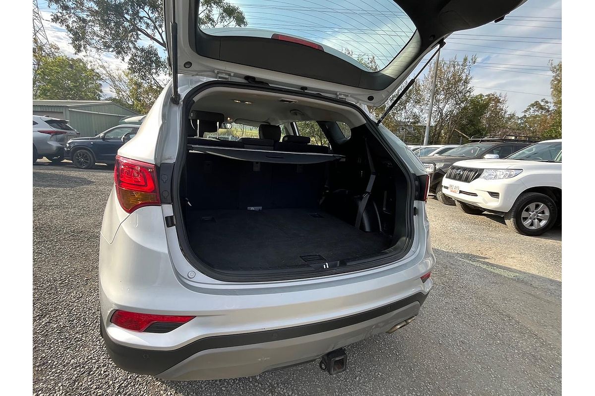 2017 Hyundai Santa Fe Active DM3 Series II