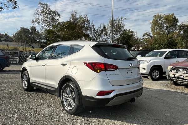 2017 Hyundai Santa Fe Active DM3 Series II