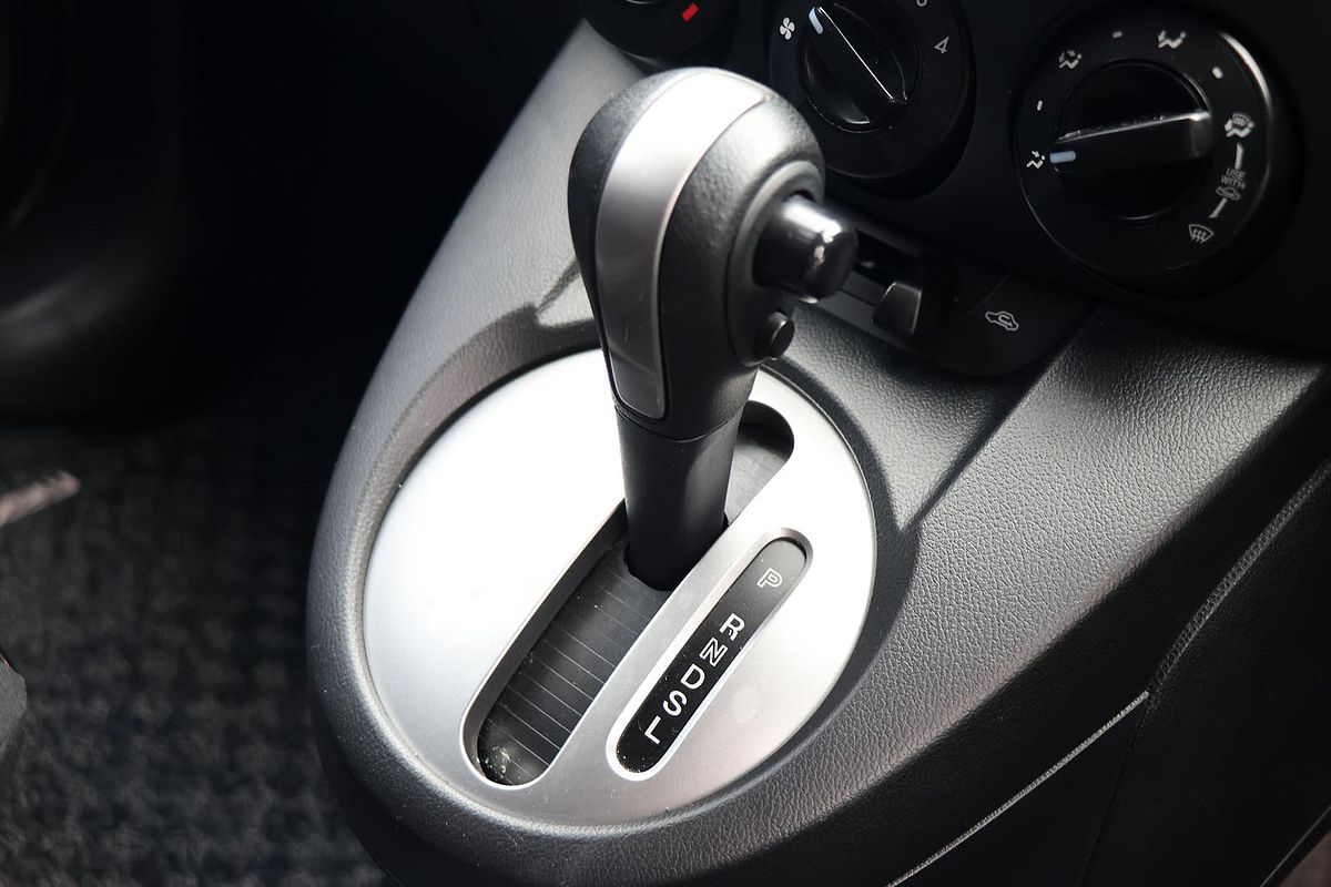 2011 Mazda 2 Neo DE Series 1