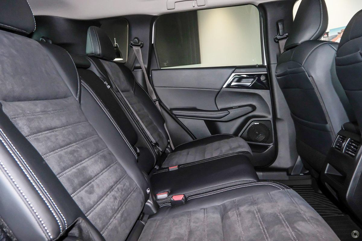 2025 Mitsubishi Outlander Aspire ZM