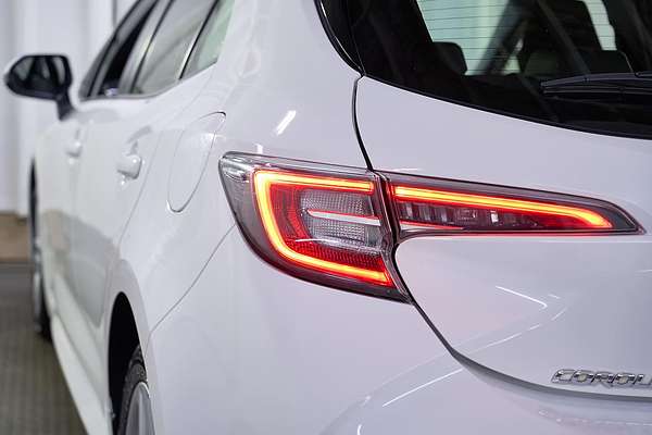 2022 Toyota Corolla Ascent Sport Hybrid ZWE211R