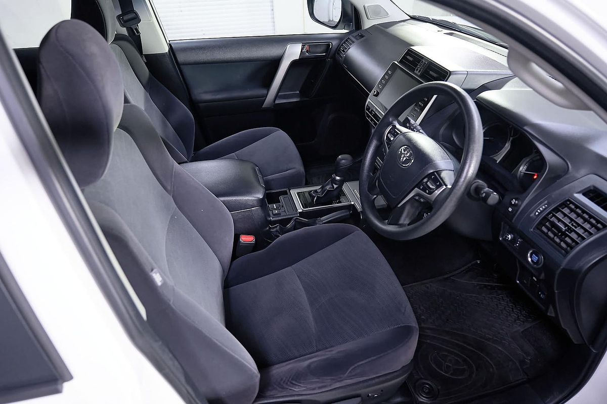 2022 Toyota Landcruiser Prado GX GDJ150R